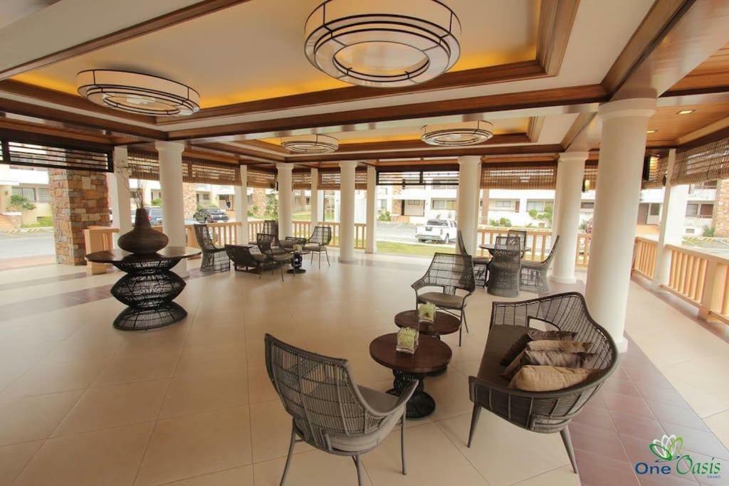 Davao 2Br One Oasis Beside Sm Mall-Wifi Bagian luar foto